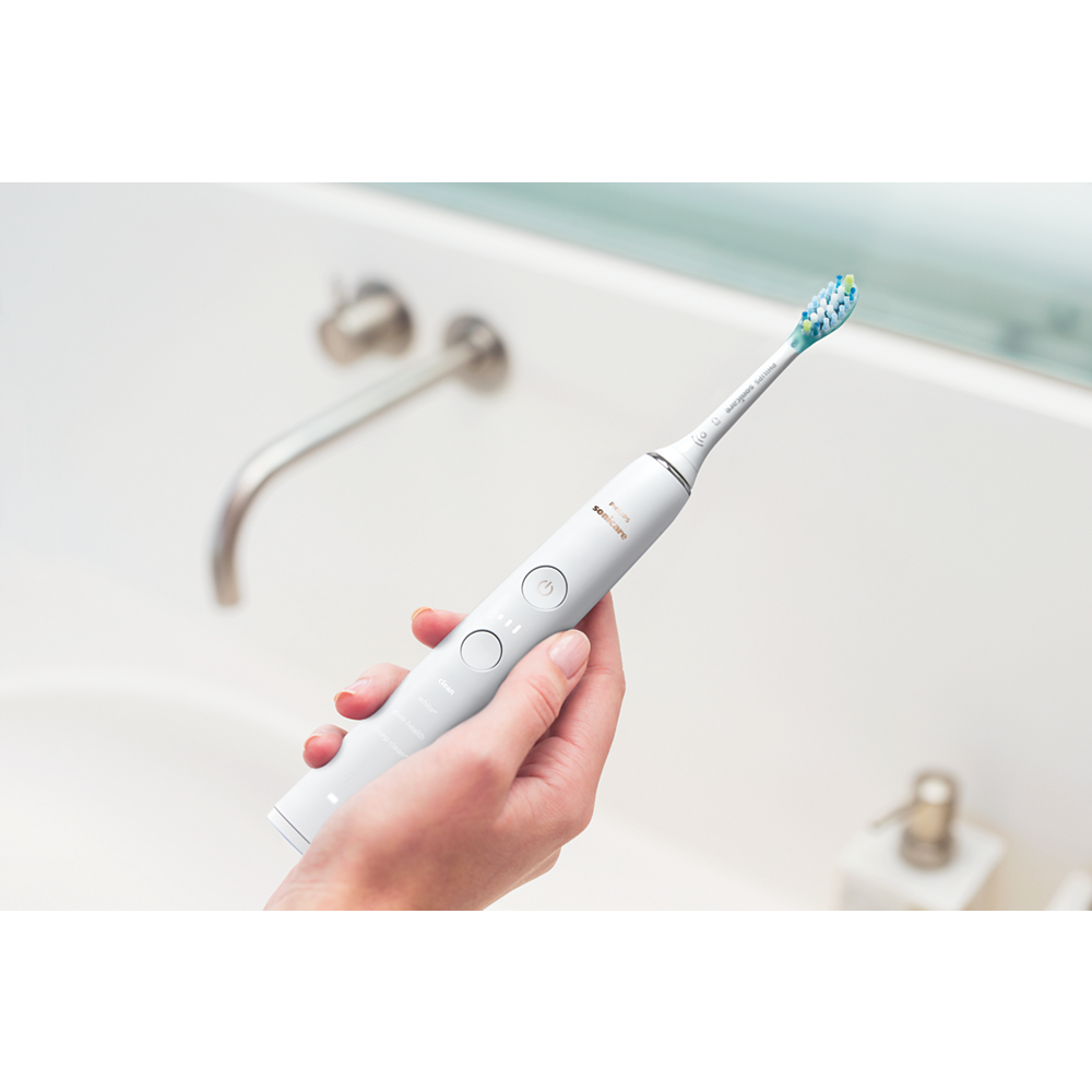 Philips Sonicare električna zobna ščetka Diamond Clean serije 9000 HX9911/27