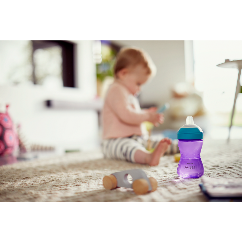 Philips Avent lonček z mehkim ustnikom 9m+, 300ml, deklica SCF802/02