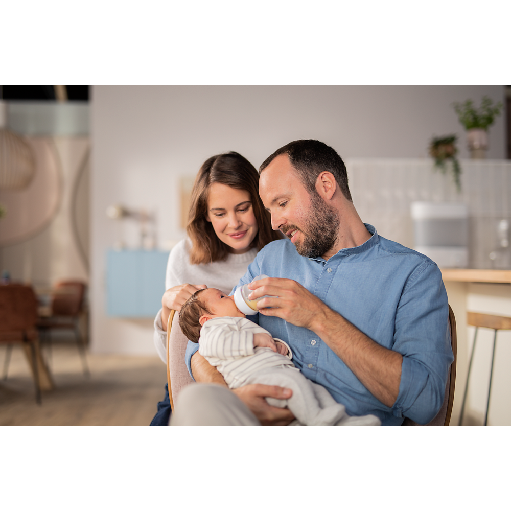 Philips Avent premium parni električni Sterilizator in sušilec otroških stekleničk SCF293/00