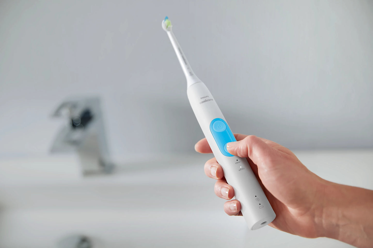 Philips Sonicare električna zobna ščetka Protective Clean serije 4500 HX6888/90