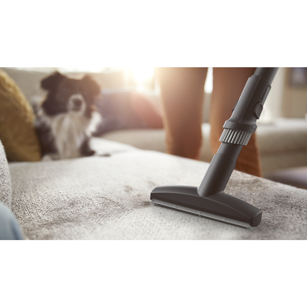Philips Sesalnik z vrečko XD8122/10 serija 8000 LED