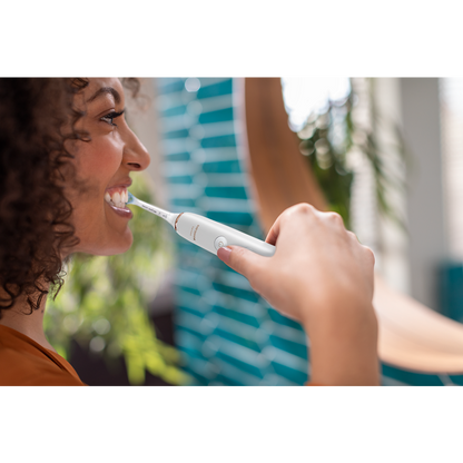 Philips Sonicare električna zobna ščetka Diamond Clean serije 9000 HX9911/94
