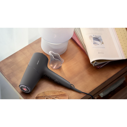 Philips sušilnik za lase serije 5000 BHD504/00
