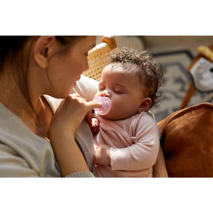 Philips Avent Soothie duda 0-6m, deklica, 2kom, SCF099/22